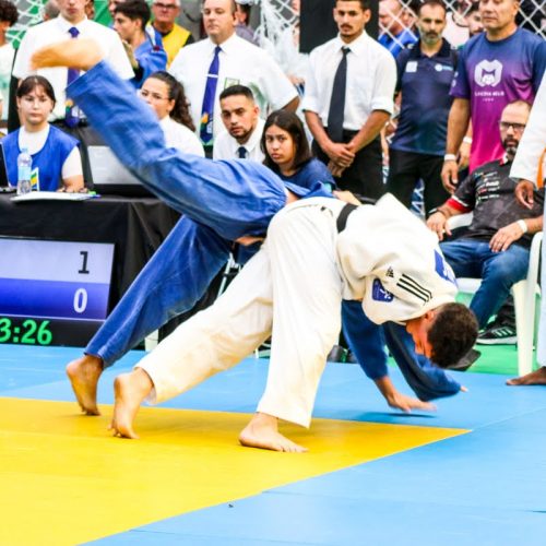 Seleção Gaúcha disputa o Brasileiro Regional, em Curitiba