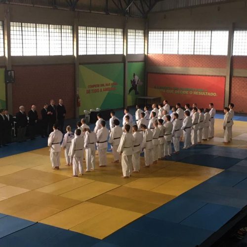 Ajurgs oferece 70 vagas para aulas gratuitas de judô inclusivo